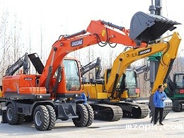 mzops轮胎挖掘机紧跟市场需求的步伐，推出了更具竞争力的轮式挖掘机