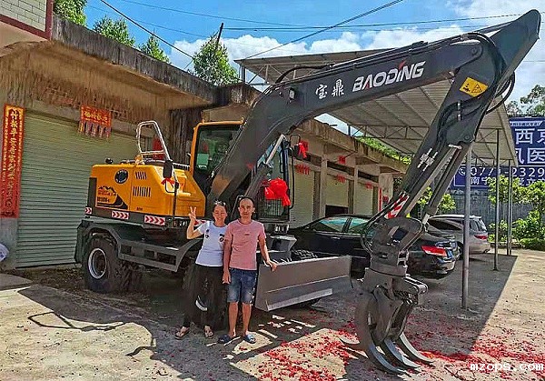 广西钦州抓木机销售客户