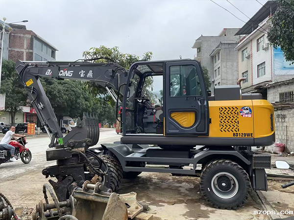 mzops120WE轮式抓木机