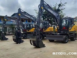 mzops挖掘机厂家：雪中发车，销往四川