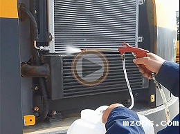 mzops挖掘机抓木机散热器清理