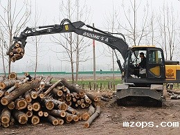 用户评价：mzops110轮式抓木机成为用户的选择