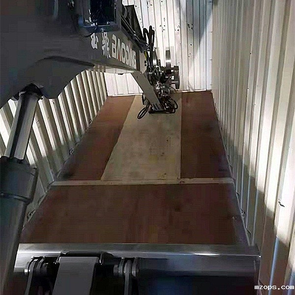 mzops出口轮式挖掘机抓木机