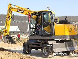 挖掘机有哪几种行走方式？