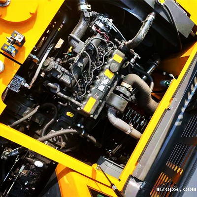 抓木机动力强劲