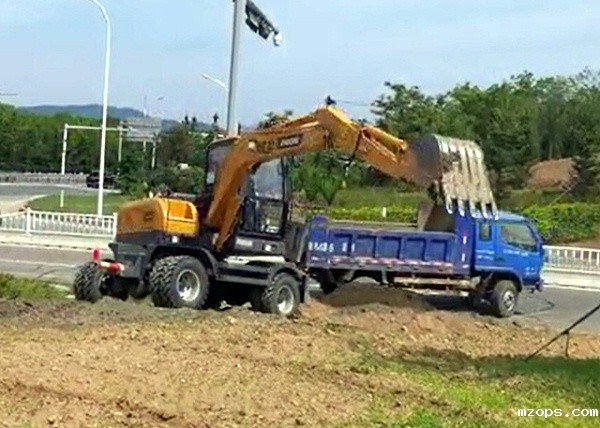 mzopsBD80W轮式挖掘机