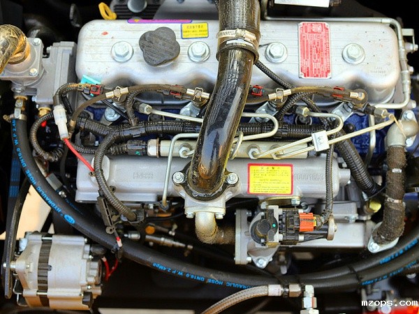 BD95B抓木机动力部件