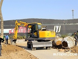 mzopsBD80W轮式挖掘机