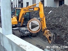 mzops80轮式挖掘机视频