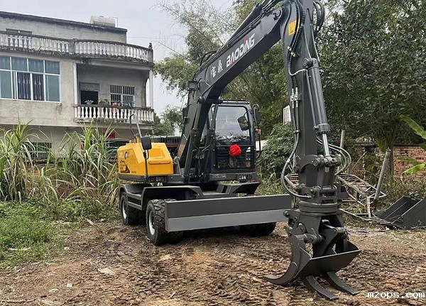 mzops110E轮式抓木机