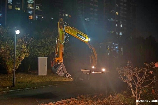 mzops小型轮式挖掘机设备