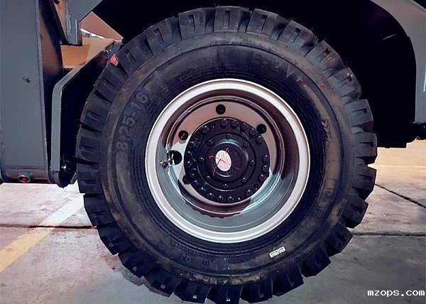 轮式挖掘机驱动桥