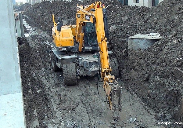 BD80W轮式挖掘机型号