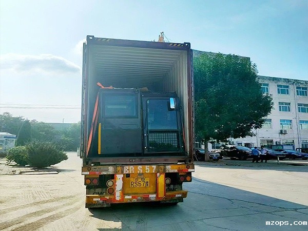 挖掘机出口泰国