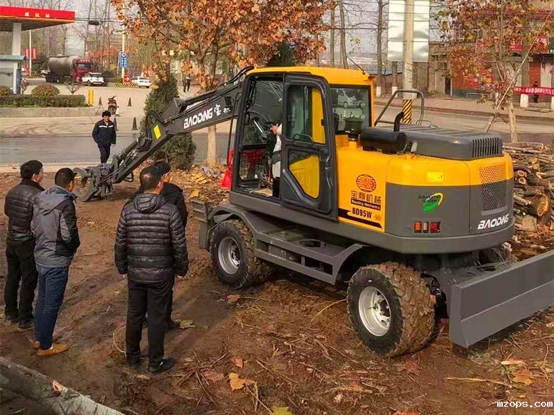 mzopsBD95W轮式抓木机新款