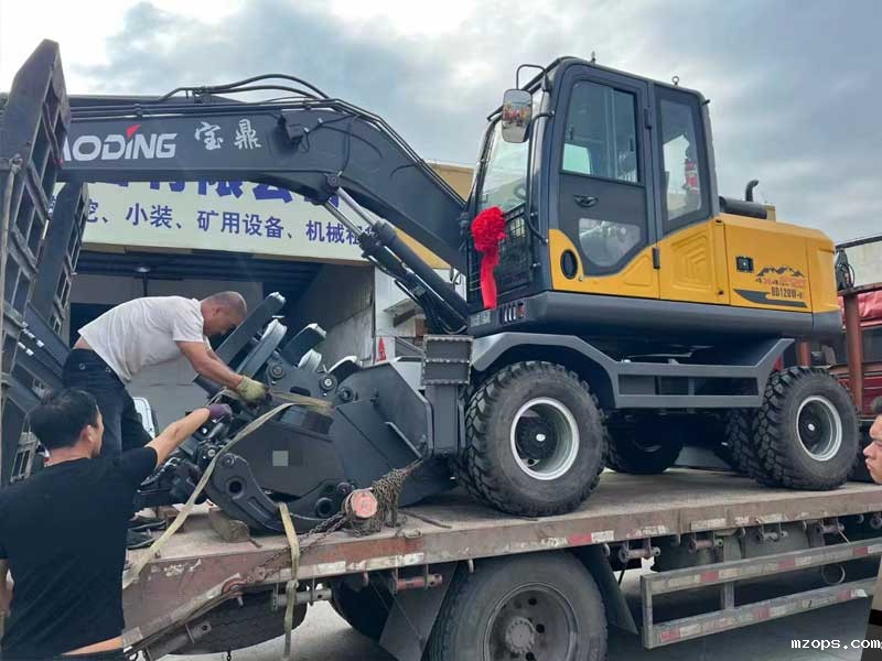 多功能轮式挖掘机怎么选？来看mzops！