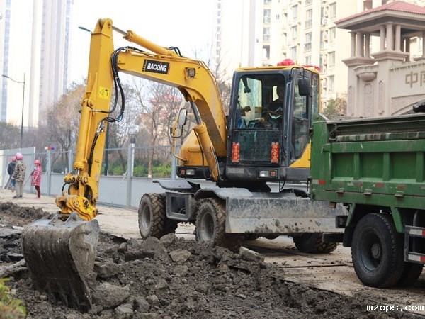 轮式挖掘机的保养技巧有哪些？今天来给你说道说道