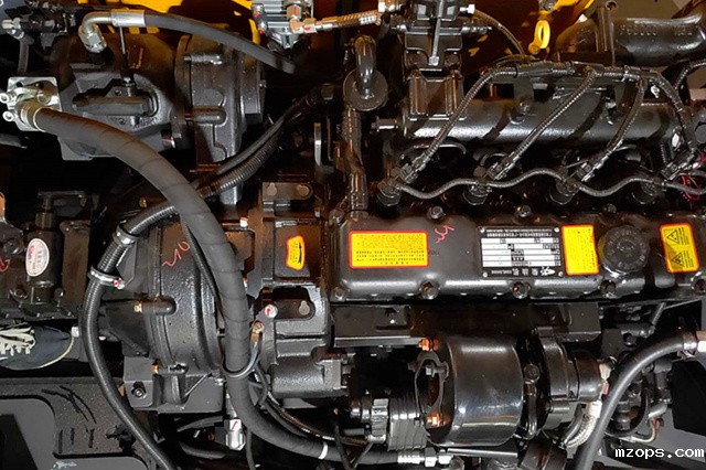 95S轮式抓木机动力部件