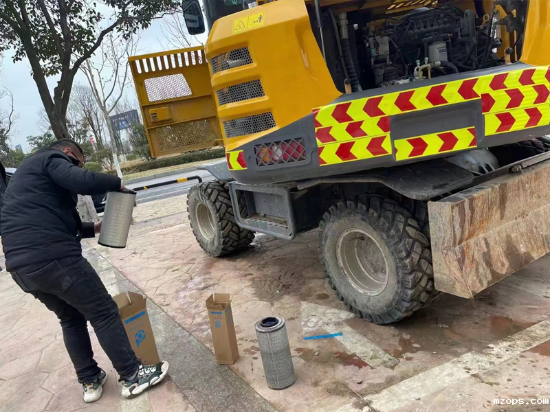 mzops抓木机厂家设备性价比怎样