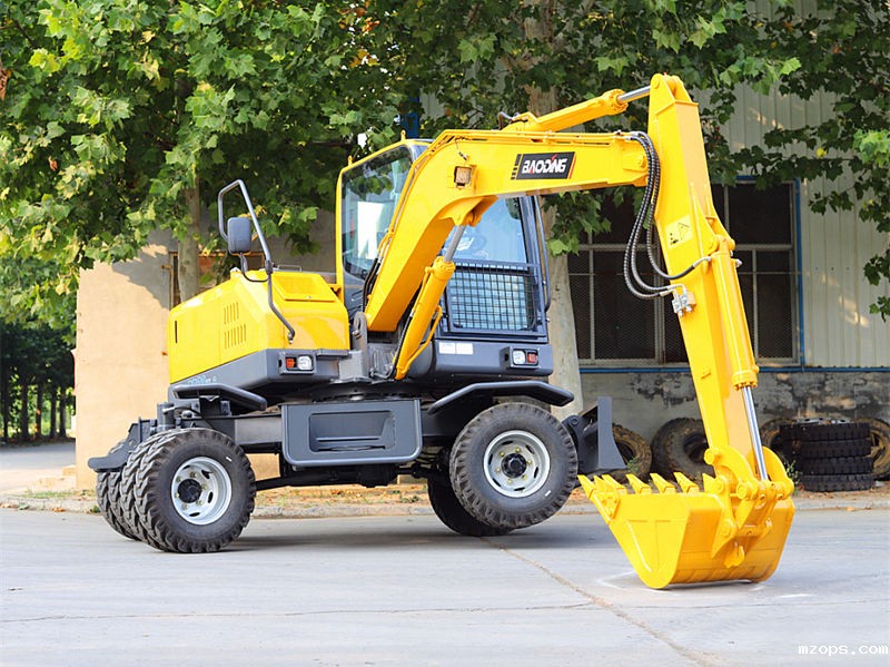 小型轮式挖掘机-mzops国4排放小型轮式挖掘机先行上市