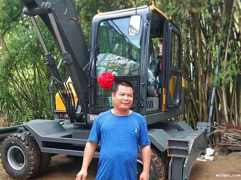 广西南宁抓木机销售客户