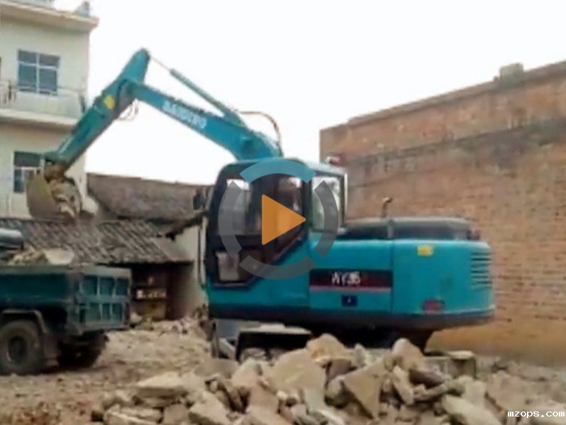 mzops95轮式小挖掘机装车视频展示-湖南轮式挖掘机