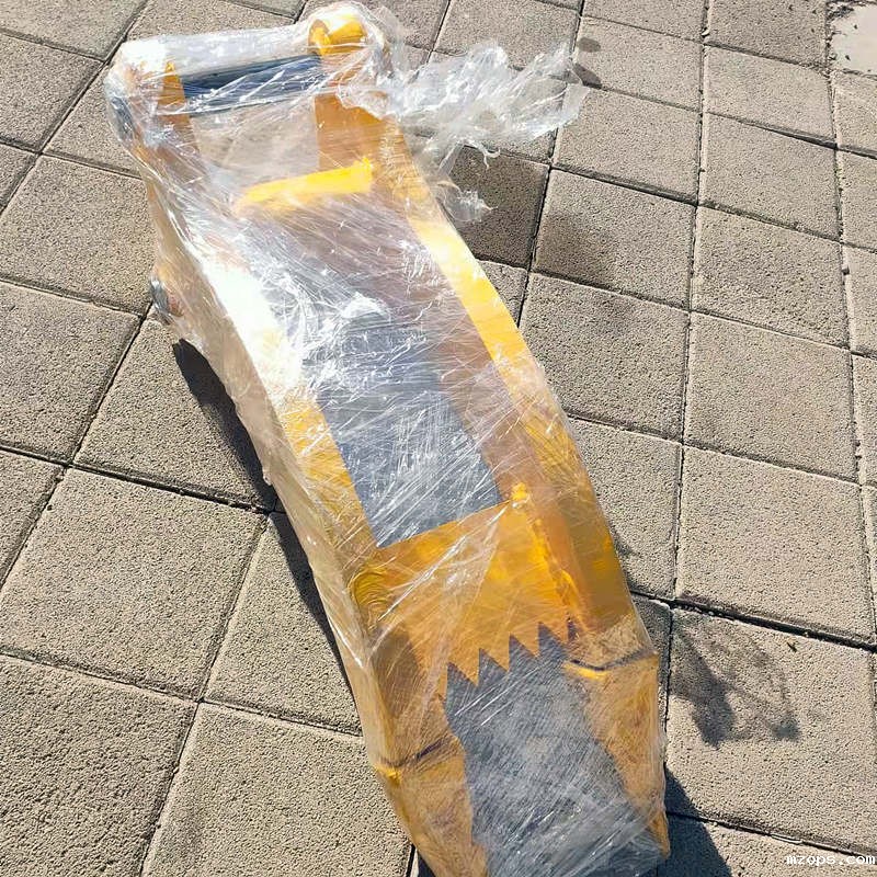 18luck平台挖树根器