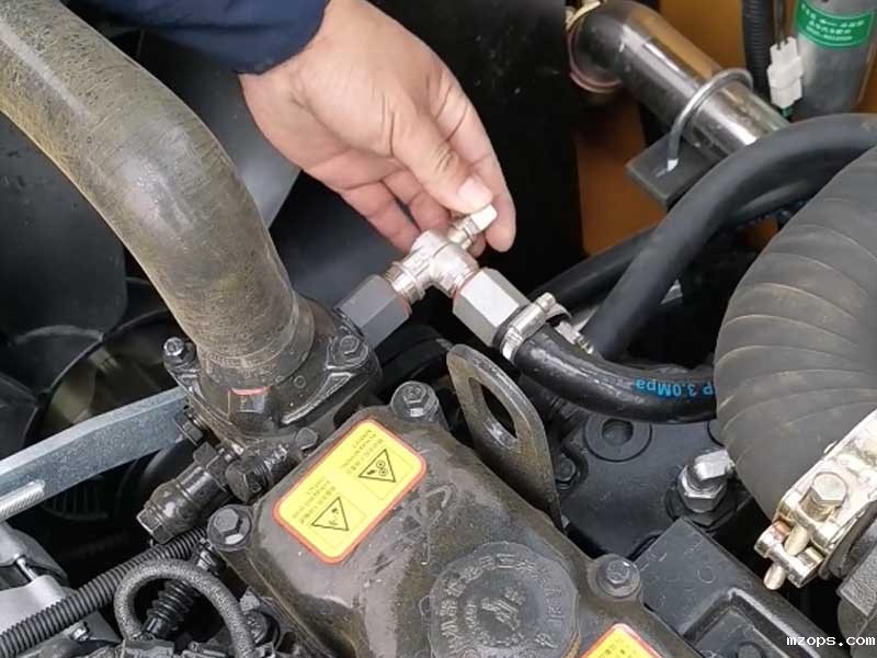 抓木机暖风怎么开