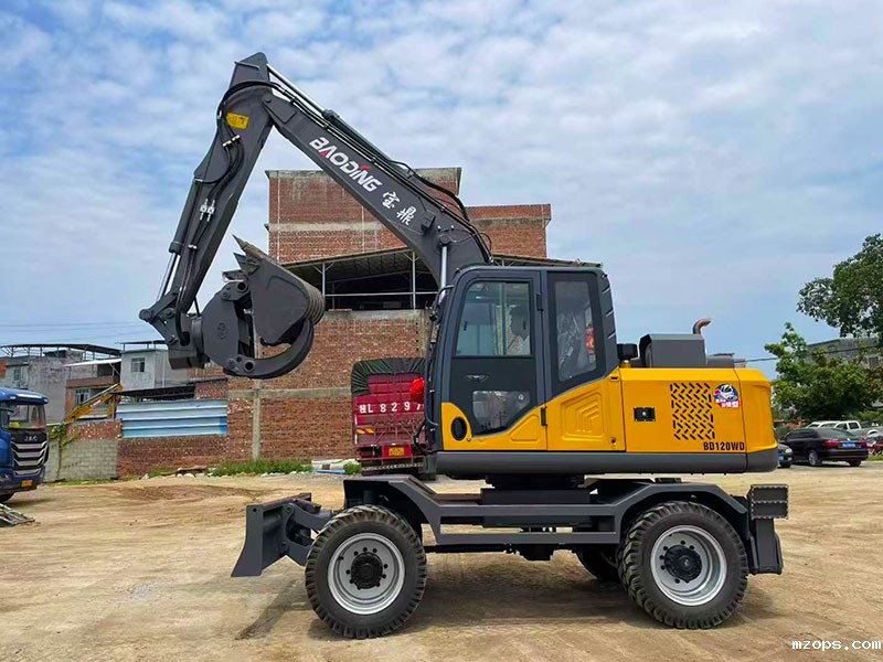 mzops120WD抓木机，现代化林业装备