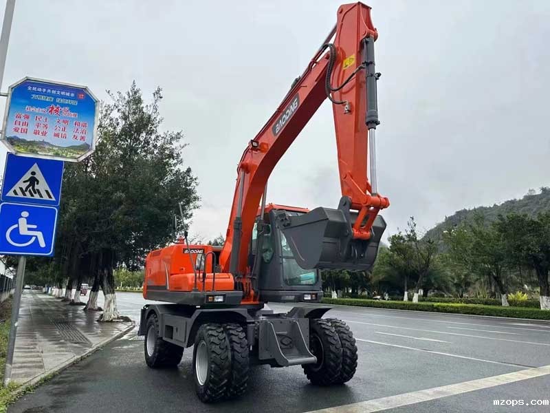 轮式挖掘机