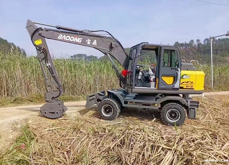 mzops110E轮式抓木机