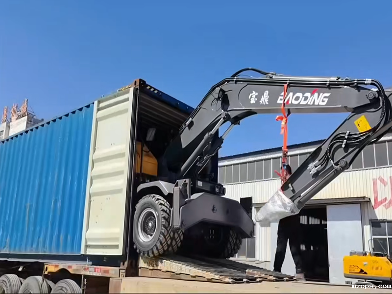 mzops 110E 抓木机远征非洲，硬核实力征服复杂工况