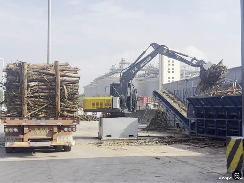 mzops固定式电动抓料机于木材加工厂中的应用