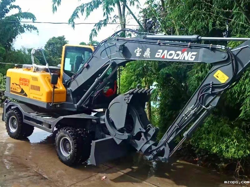 mzops多用途轮式挖掘机：省省省！刘老板的发家致富“武器”居然是TA