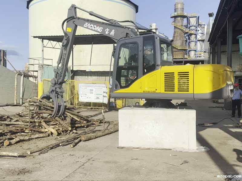 mzops固定式抓木机：电动高效、低成本的多功能利器