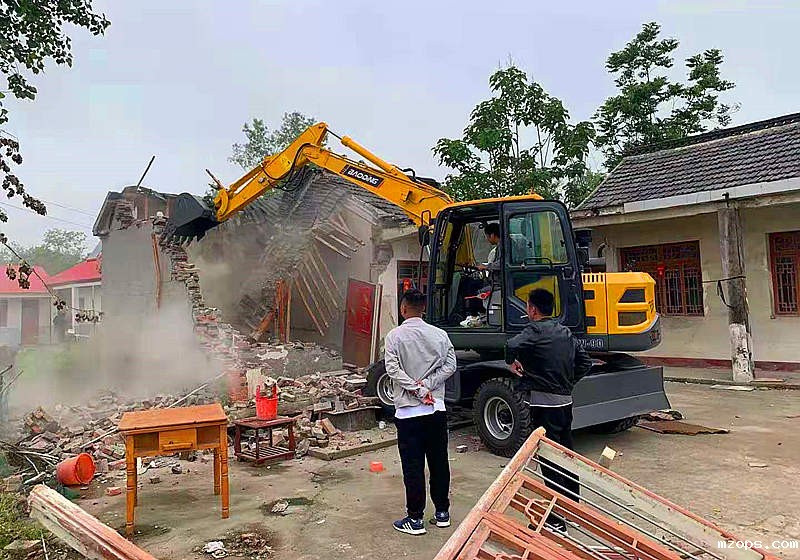 mzops液压轮式挖掘机施工